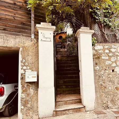 La Reposee, Bas De Villa En Plein Coeur De 旺斯 外观 照片